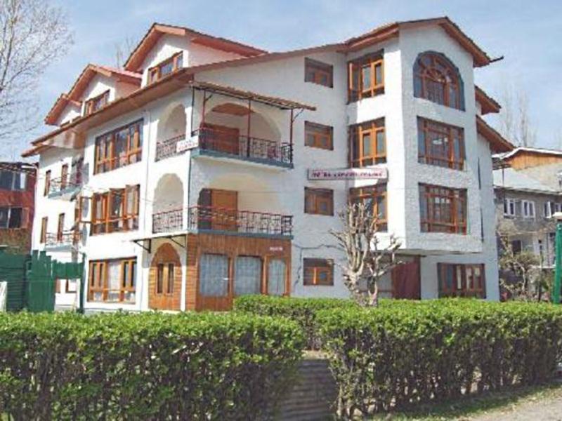 Hotel Season Palace Srīnagar Buitenkant foto