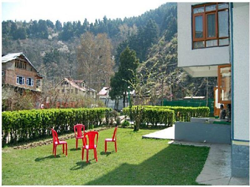 Hotel Season Palace Srīnagar Buitenkant foto