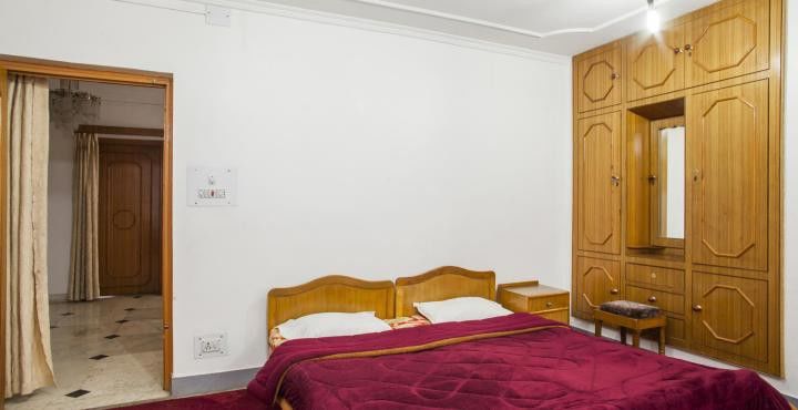Hotel Season Palace Srīnagar Buitenkant foto